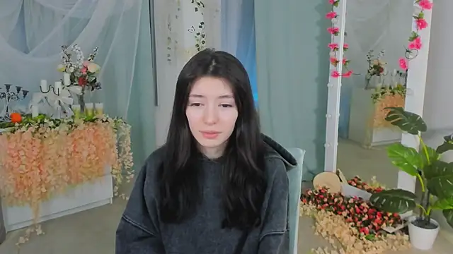Snapshot of Julietta_Romanis chatting on February 14, 2025, 12:19 am Julietta Romanis online show from February 14, 2025, 12:19 am
