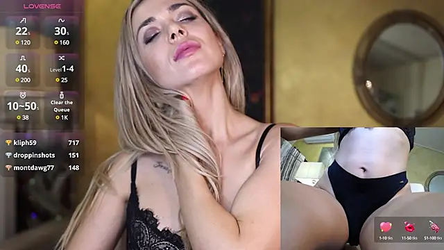 Snapshot of aderaema chatting on December 4, 2024, 11:52 am aderaema online show from December 4, 2024, 11:52 am