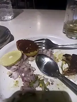 wildfox566 online show from November 30, 2025, 4:44 pm