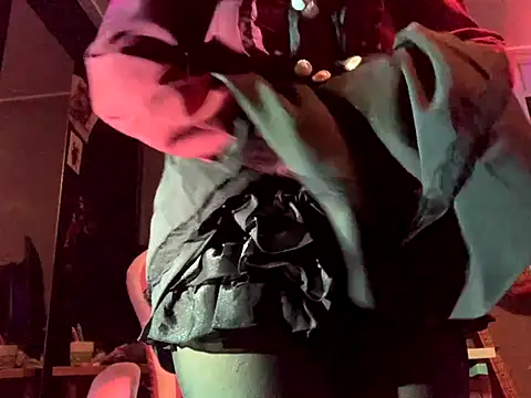 Snapshot of space_g1rl chatting on November 5, 2025, 7:47 pm space g1rl online show from November 5, 2025, 7:47 pm