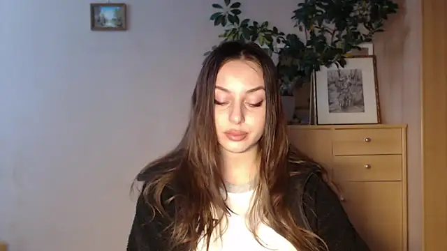 courtneyPerfect online show from January 15, 2025, 7:48 am