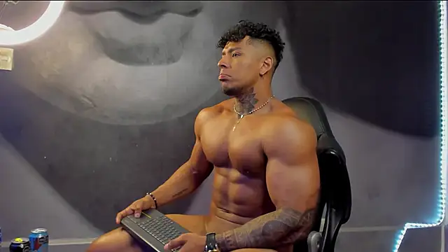 bradley smith online show from February 25, 2025, 8:03 am