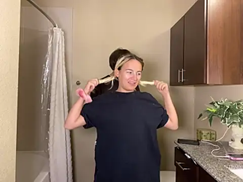 girlfriendmissy online show from March 22, 2026, 7:50 pm