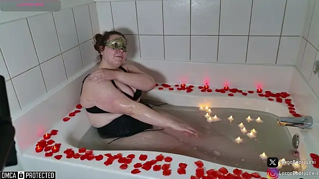 largebootylexi online show from February 5, 2025, 11:39 pm