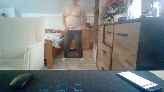 Snapshot of ReifeVenna chatting on January 20, 2025, 2:57 pm ReifeVenna online show from January 20, 2025, 2:57 pm