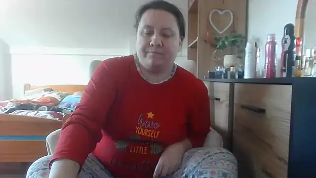 Snapshot of ReifeVenna chatting on March 17, 2025, 10:17 am ReifeVenna online show from March 17, 2025, 10:17 am