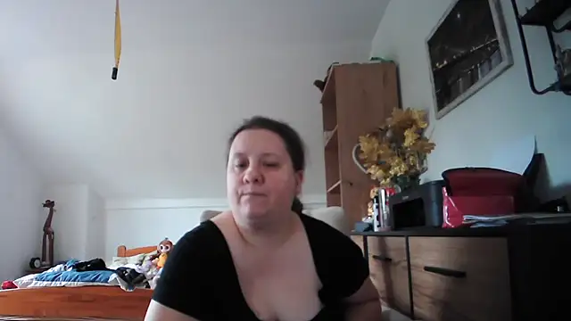 ReifeVenna online show from July 6, 2026, 8:33 am