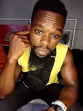 Snapshot of Chocolate_factory_man chatting on January 18, 2025, 4:48 am Chocolate factory man online show from January 18, 2025, 4:48 am