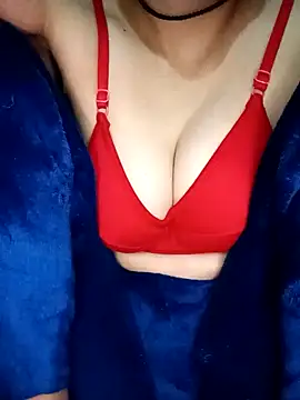 SAXYTannuja online show from February 1, 2025, 4:14 am