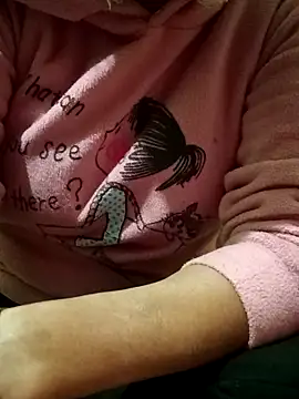 SAXYTannuja online show from November 17, 2025, 3:23 am