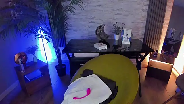 Snapshot of SofiaGomez420 chatting on February 26, 2025, 10:47 am SofiaGomez420 online show from February 26, 2025, 10:47 am