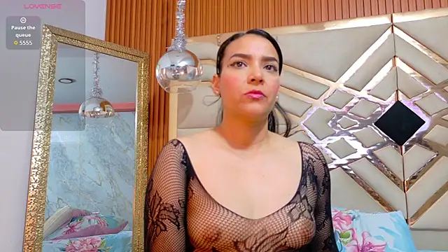 Sluttyandmature online show from February 21, 2026, 1:01 pm