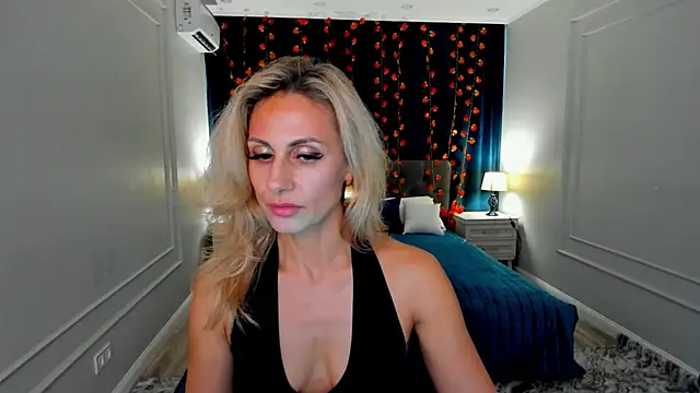 MuseOfStage online show from November 11, 2025, 11:54 am