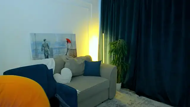 Snapshot of MuseOfStage chatting on April 12, 2026, 11:37 am MuseOfStage online show from April 12, 2026, 11:37 am