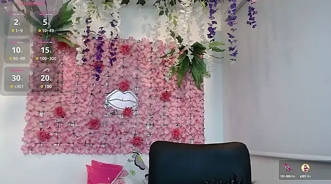 Snapshot of BLONDE_SEXYHOT chatting on January 29, 2025, 5:40 am BLONDE SEXYHOT online show from January 29, 2025, 5:40 am