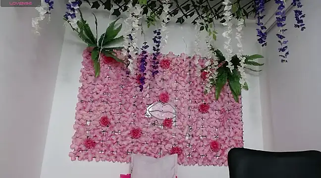 Snapshot of BLONDE_SEXYHOT chatting on February 7, 2025, 2:40 am BLONDE SEXYHOT online show from February 7, 2025, 2:40 am