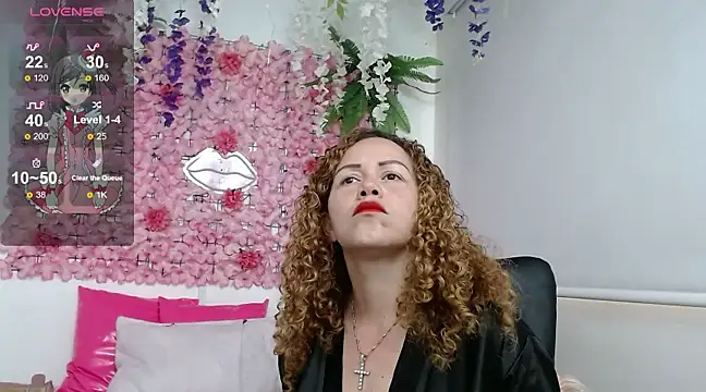 Snapshot of BLONDE_SEXYHOT chatting on February 20, 2025, 6:02 pm BLONDE SEXYHOT online show from February 20, 2025, 6:02 pm