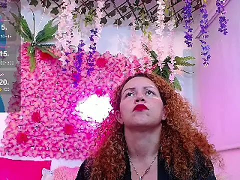 Snapshot of BLONDE_SEXYHOT chatting on March 8, 2025, 5:38 am BLONDE SEXYHOT online show from March 8, 2025, 5:38 am