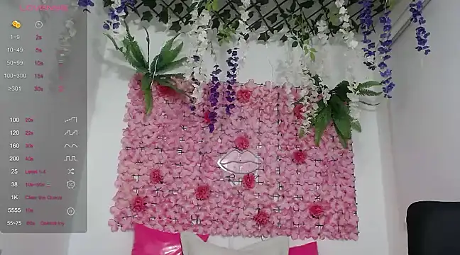 Snapshot of BLONDE_SEXYHOT chatting on March 15, 2025, 9:38 pm BLONDE SEXYHOT online show from March 15, 2025, 9:38 pm