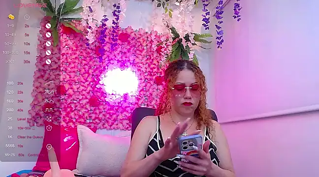 Snapshot of BLONDE_SEXYHOT chatting on March 18, 2025, 5:41 am BLONDE SEXYHOT online show from March 18, 2025, 5:41 am