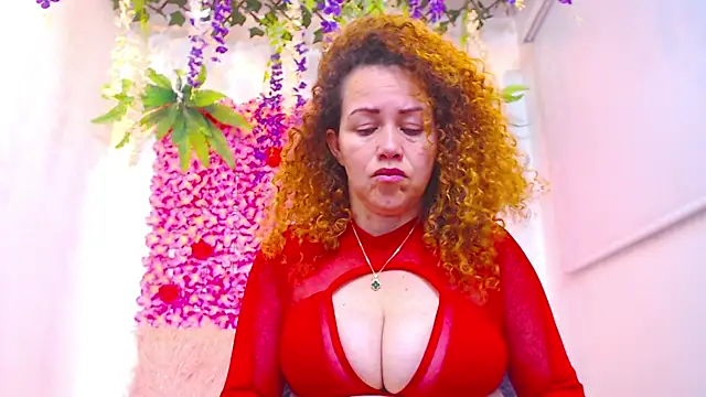 Snapshot of BLONDE_SEXYHOT chatting on November 19, 2025, 9:59 pm BLONDE SEXYHOT online show from November 19, 2025, 9:59 pm