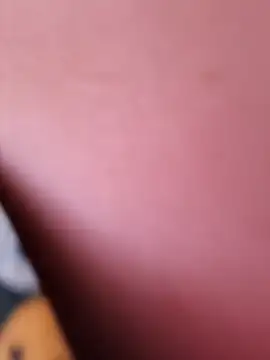 Snapshot of wild_bong_queen chatting on October 29, 2025, 9:44 am wild bong queen online show from October 29, 2025, 9:44 am