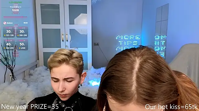 velvetvalkyries online show from January 2, 2025, 4:56 pm