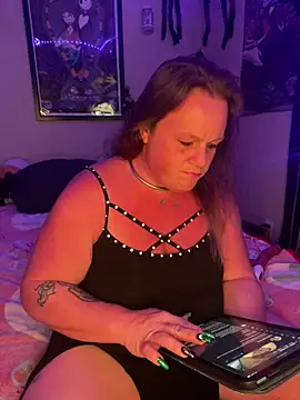 HeatherLynn online show from February 17, 2025, 3:47 am