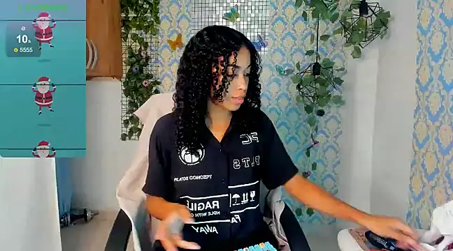 sasha fox00 online show from December 13, 2024, 6:16 pm