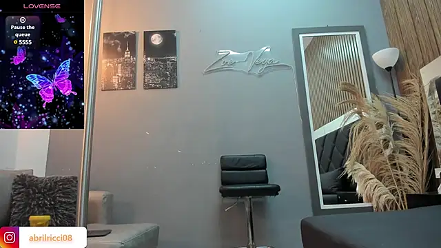 Snapshot of abril_ricci chatting on January 30, 2025, 3:11 am abril ricci online show from January 30, 2025, 3:11 am