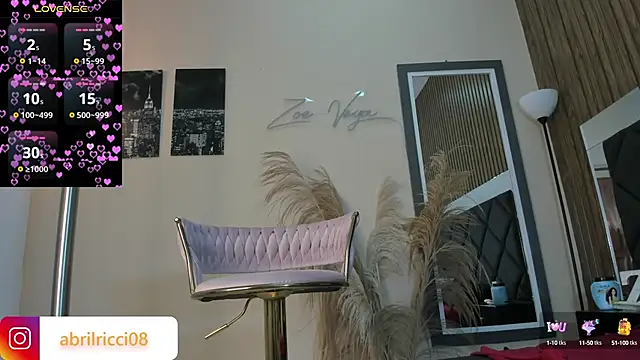 Snapshot of abril_ricci chatting on March 1, 2025, 3:43 am abril ricci online show from March 1, 2025, 3:43 am