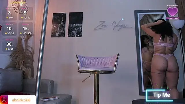 Snapshot of abril_ricci chatting on March 8, 2025, 4:34 am abril ricci online show from March 8, 2025, 4:34 am