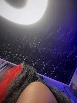 Snapshot of Thyana_LS chatting on January 10, 2025, 12:58 pm Thyana LS online show from January 10, 2025, 12:58 pm