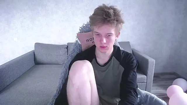 sweetserenity5 online show from April 19, 2026, 5:40 am