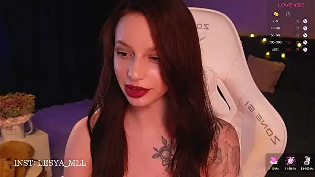 wowmolly online show from February 25, 2025, 6:20 pm