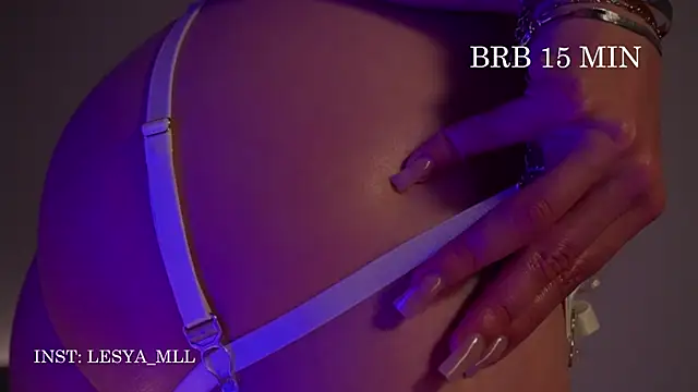 wowmolly online show from March 11, 2025, 7:04 am