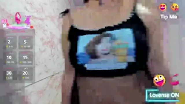 Snapshot of Brunette_sasha chatting on November 22, 2025, 12:15 pm Brunette sasha online show from November 22, 2025, 12:15 pm