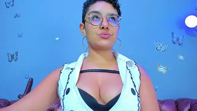 Kaira mosse online show from January 14, 2026, 12:00 pm