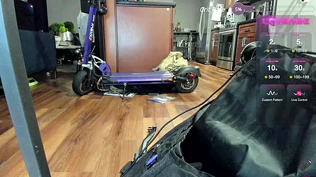 aaron s x online show from January 8, 2025, 4:55 am