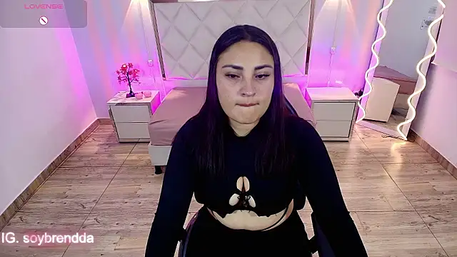 Brendda tay online show from February 5, 2026, 3:22 am