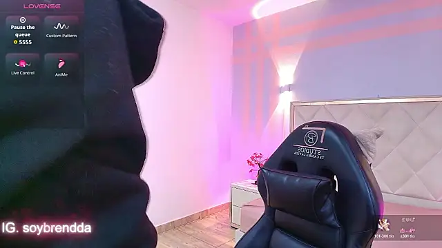 Brendda tay online show from March 15, 2026, 3:01 am