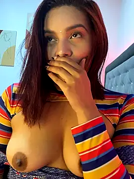 Melanyprada online show from October 30, 2025, 4:14 am