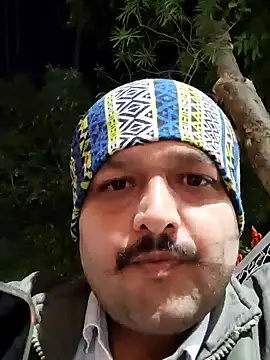 Akhil3290 online show from January 10, 2025, 3:27 pm