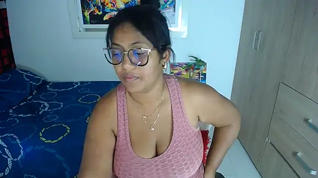miajoseph  online show from January 28, 2025, 4:29 am