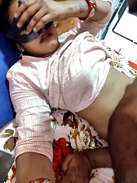 Shivani Mumbai85 online show from February 4, 2025, 4:39 pm