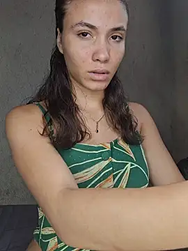 HelenHoltz online show from November 20, 2025, 12:49 pm