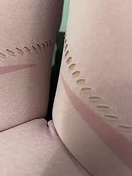 Snapshot of anyAna21 chatting on December 3, 2024, 3:00 pm anyAna21 online show from December 3, 2024, 3:00 pm