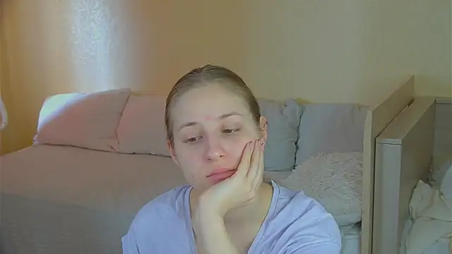 BritneyCruze online show from January 17, 2026, 9:03 am