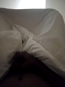 Snapshot of Cute_boleh chatting on November 16, 2025, 7:08 pm Cute boleh online show from November 16, 2025, 7:08 pm