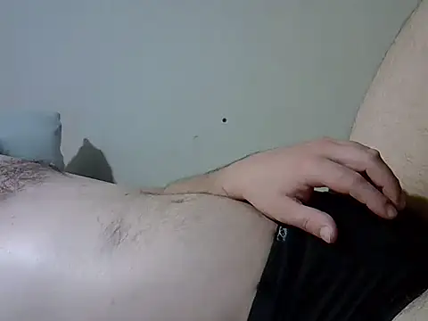 Snapshot of naturaldave chatting on September 28, 2025, 9:42 pm naturaldave online show from September 28, 2025, 9:42 pm